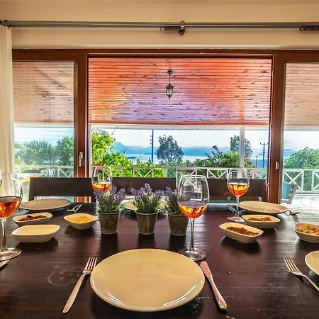 Calypso Lakeview Villas